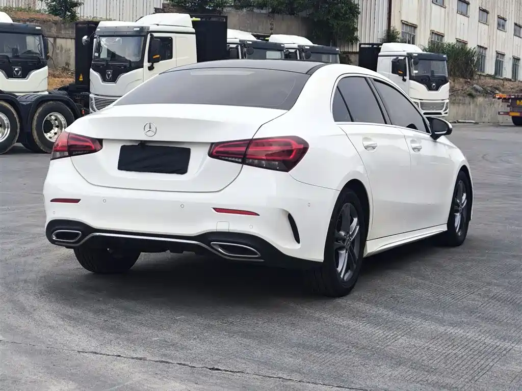 MERCEDES-BENZ CLASS A