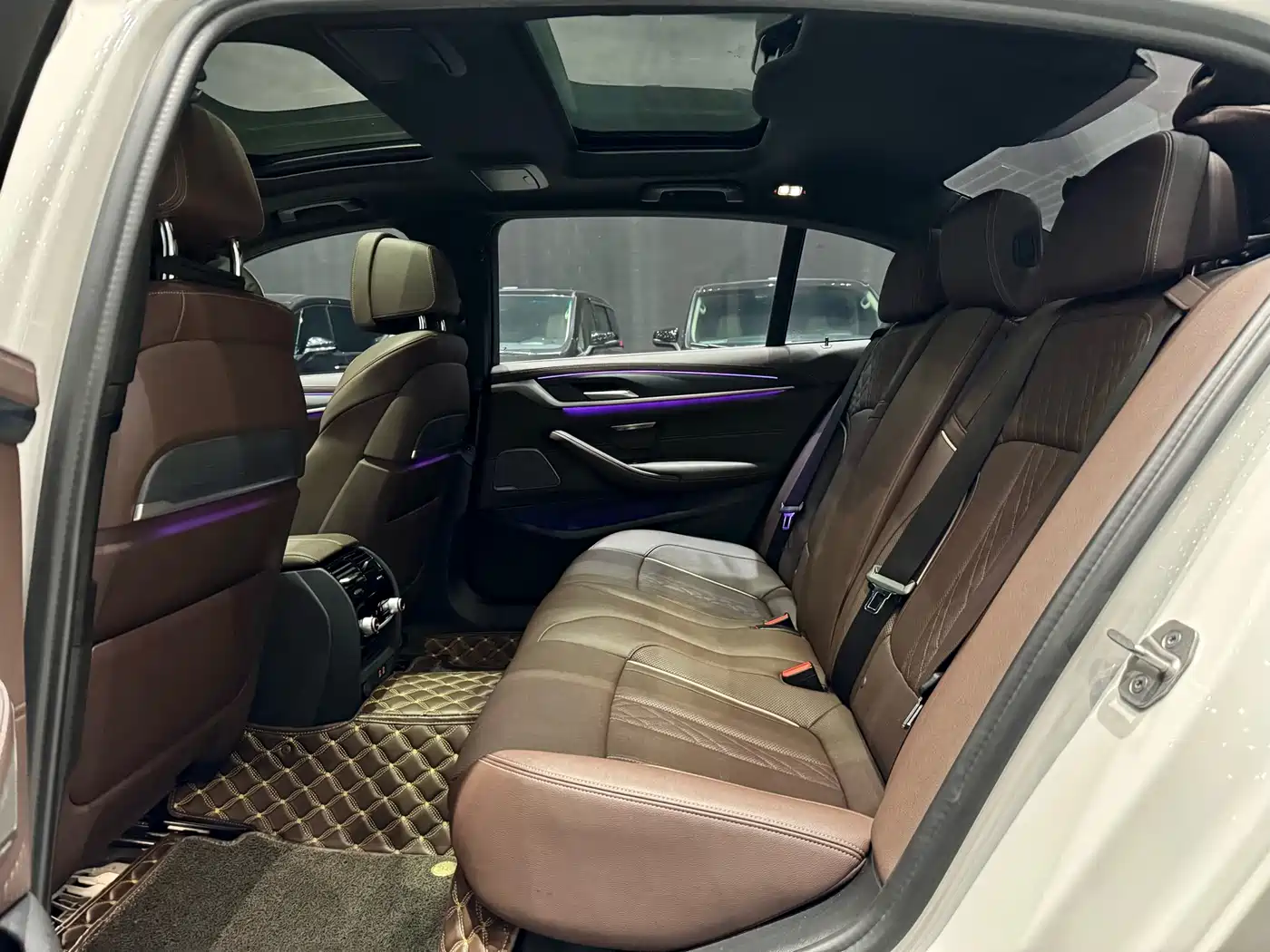 BMW 5 Series 2022 530Li Exclusive M Sport Package фото 6