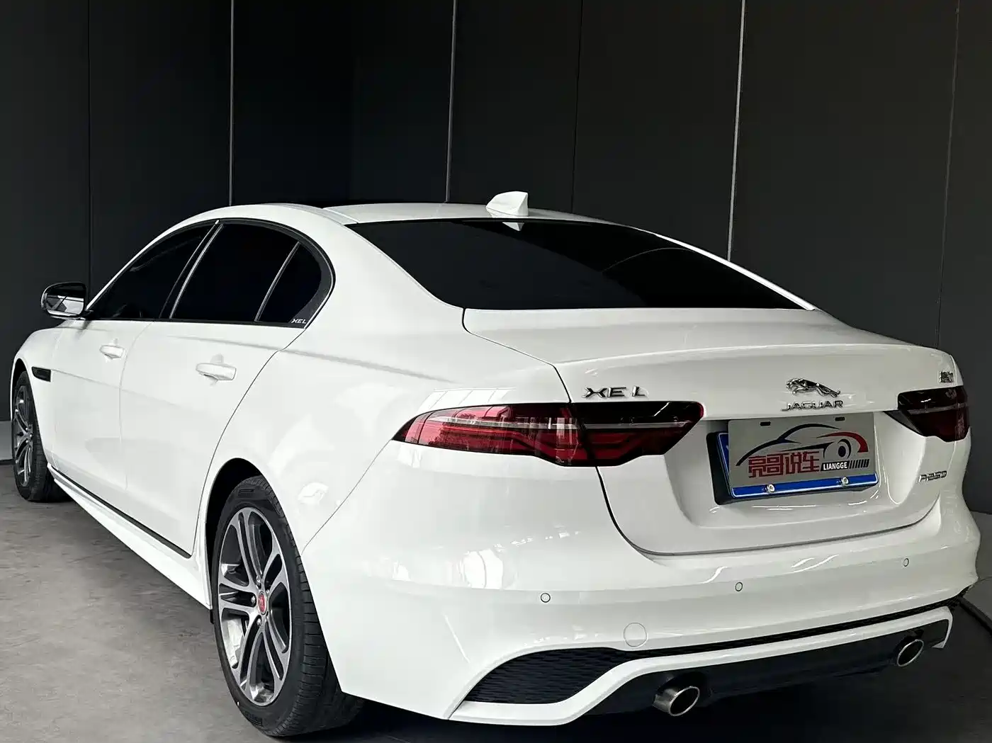 Jaguar XEL 2024 2023 2.0T 250PS R-DYNAMIC S Progressive Sport
