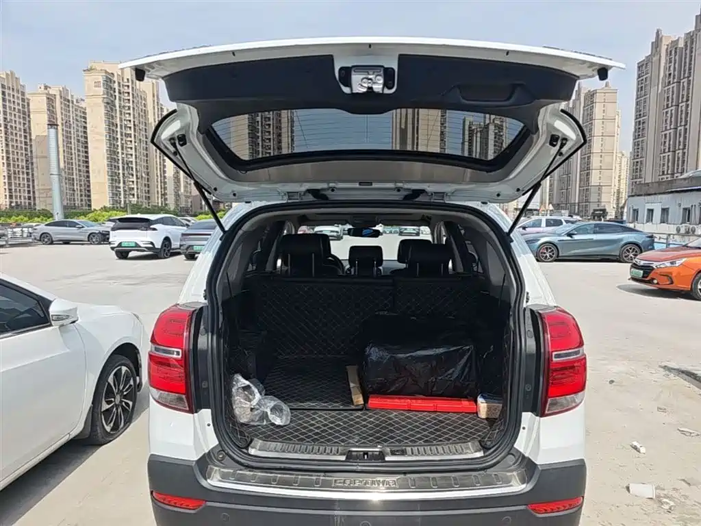 Chevrolet Captiva 2017 2.4L 4WD Flagship Edition 7-Seater фото 10