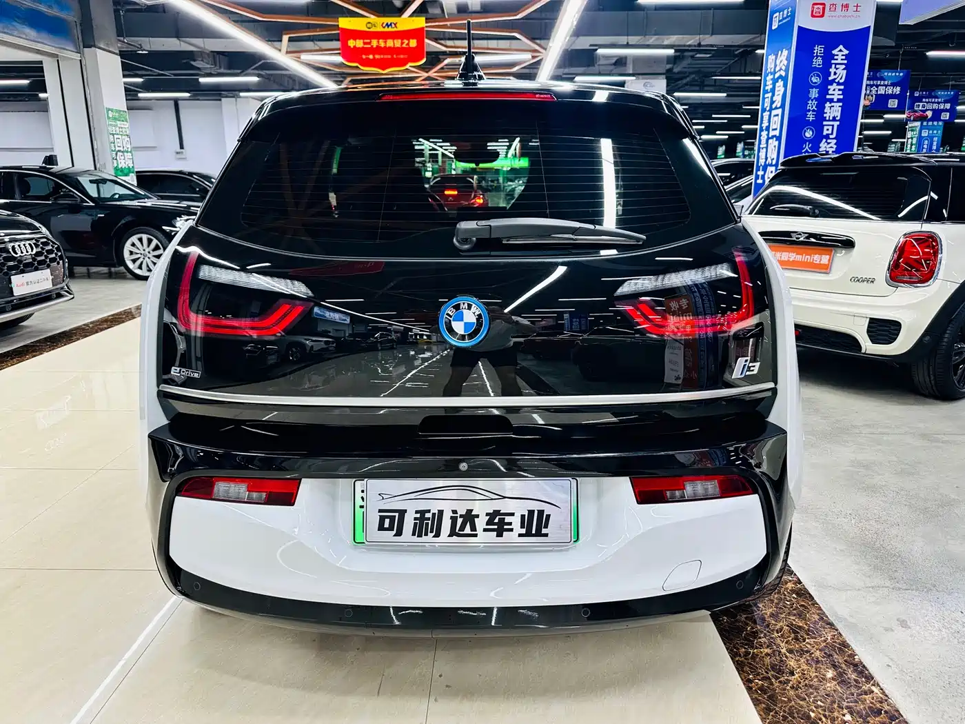 Фото 6 - BMW i3 (Import)