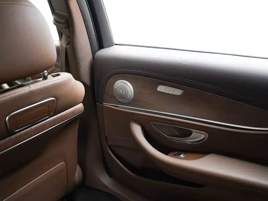 Mercedes-Benz E-Class 2016 E 200 L фото 13