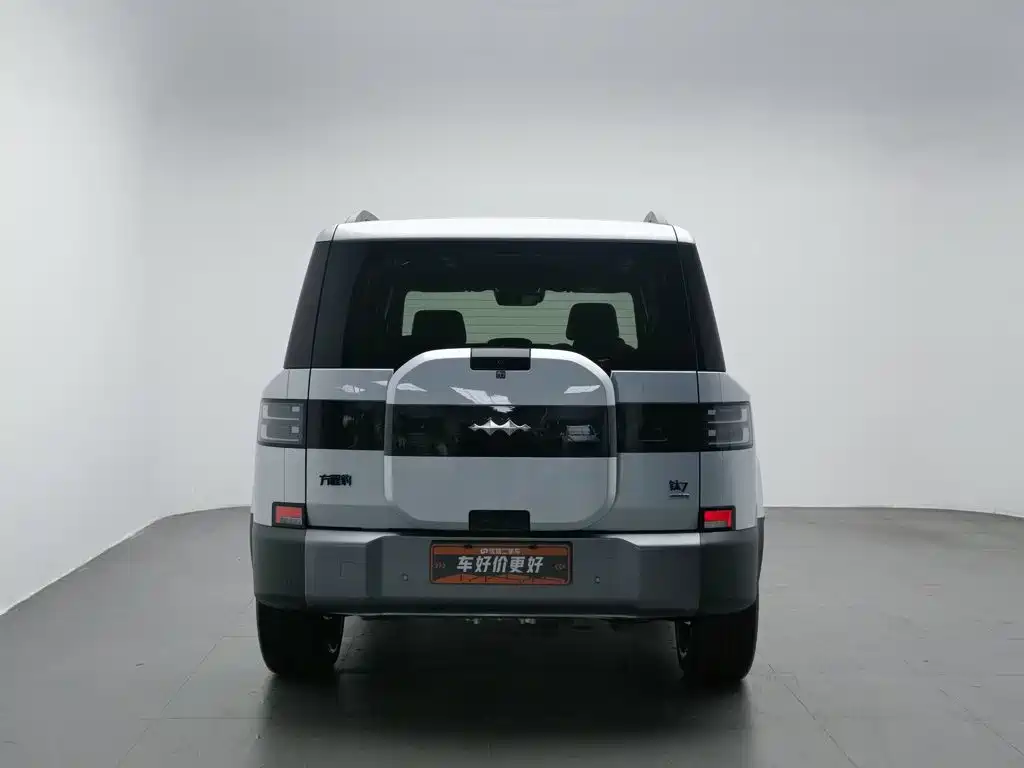 Fang Cheng Bao Titanium 7 2026 2025 AWD Base Model
