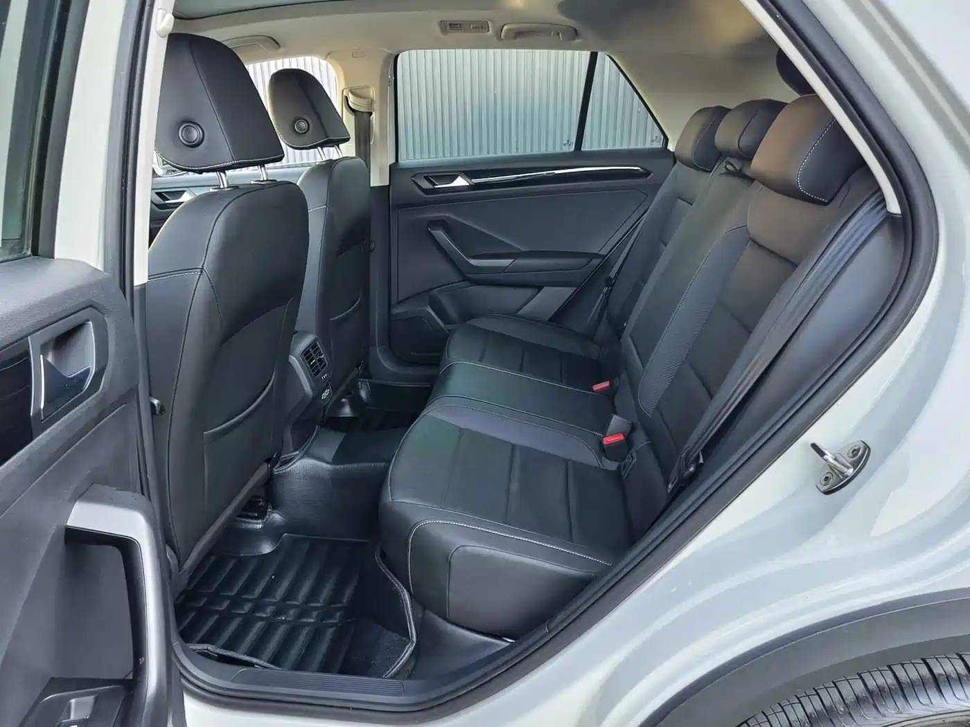 Volkswagen T-ROC 2018 280TSI DSG 2WD Comfort (China V) фото 8