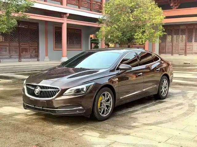 BUICK LACROSSE