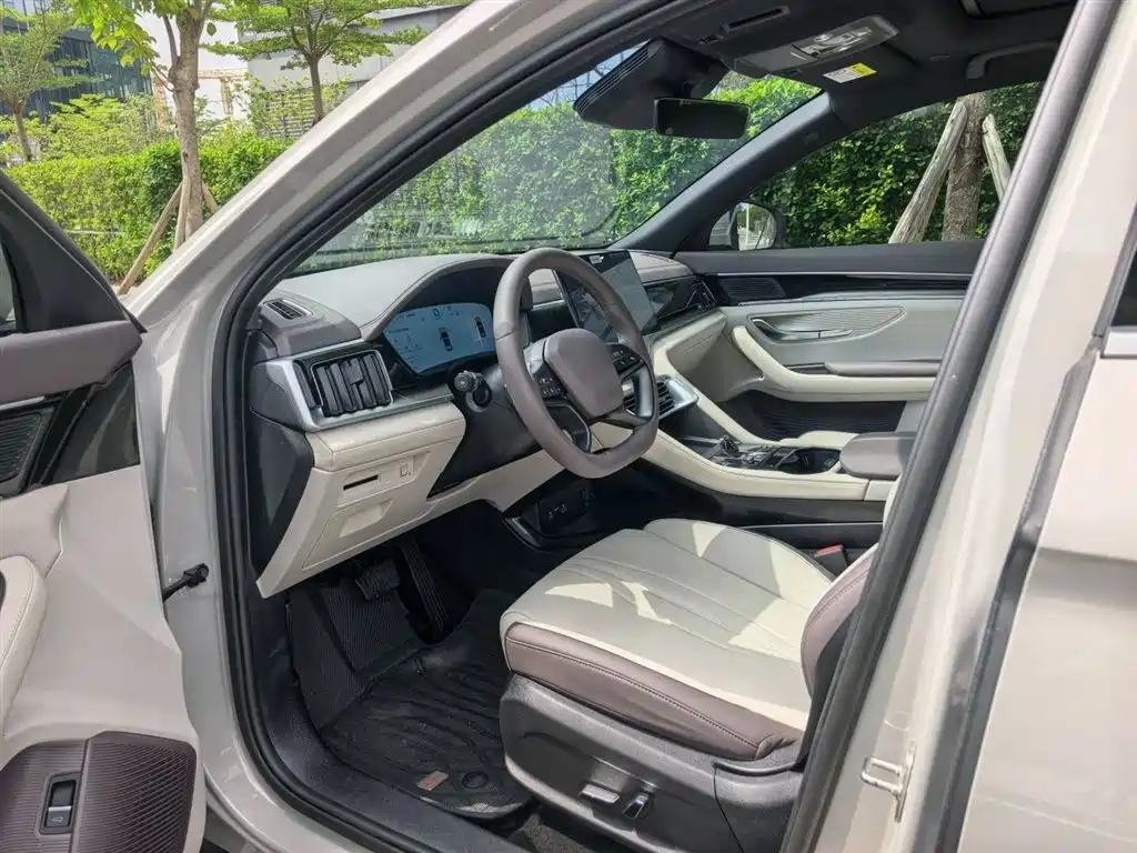 BYD Song PLUS PHEV 2025 DM-i Smart Drive Edition 112KM Noble фото 11