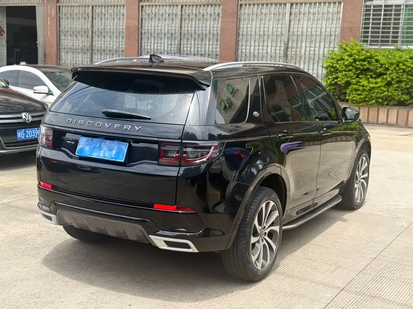Land Rover Discovery Sport 2021 249PS R-Dynamic SE Performance Technology Edition 5-seater фото 6