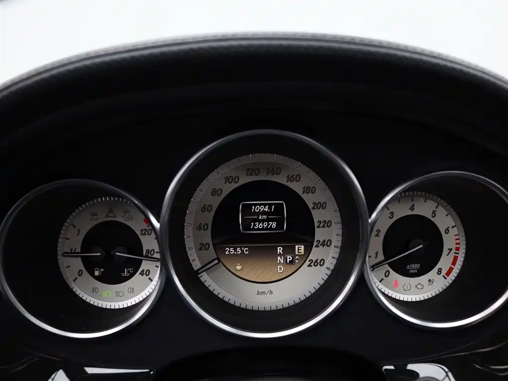Mercedes-Benz CLS 2012 CLS 300 CGI фото 19
