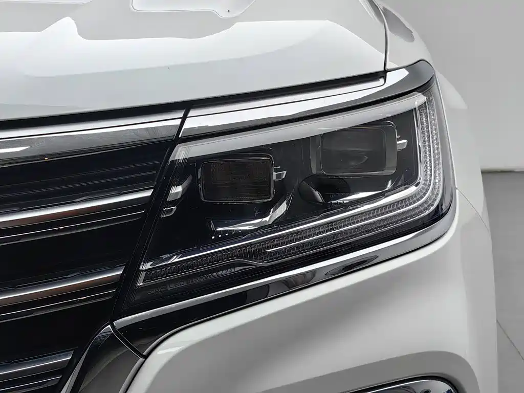 Roewe RX8 2022 2019 30T 2WD Flagship Edition