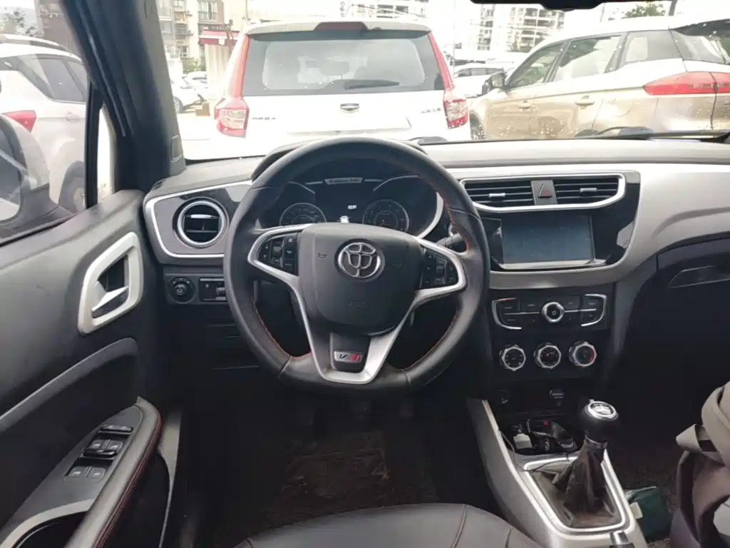 Zhonghua V3 2015 2015 1.5L Manual Smart Edition