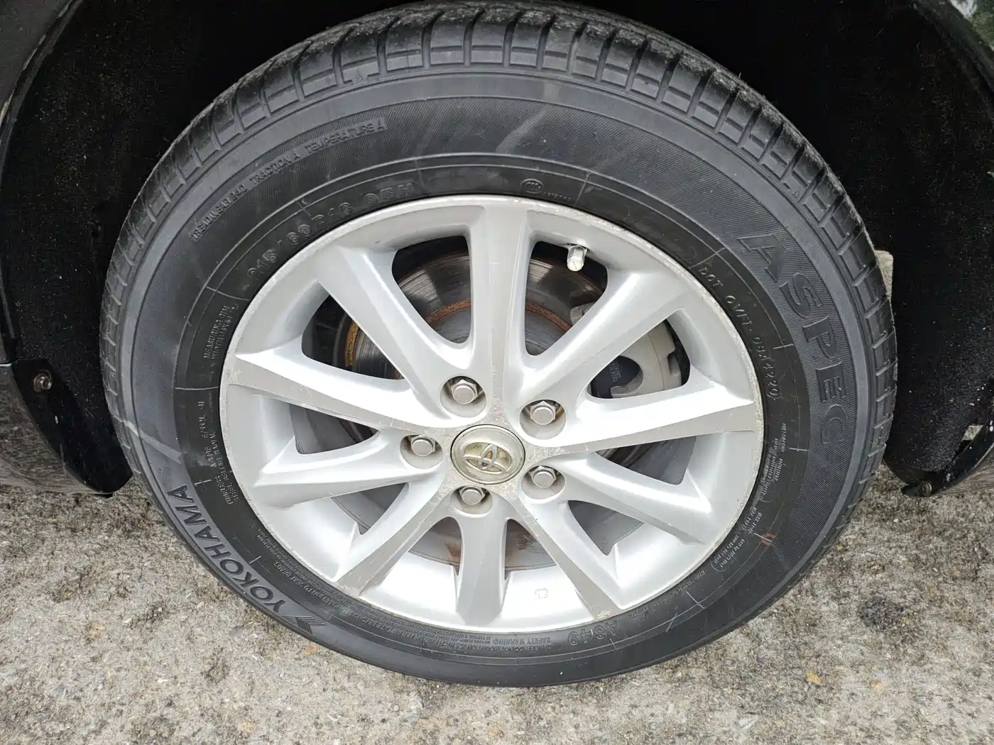 Toyota Camry 2010 200G Luxury Edition фото 17