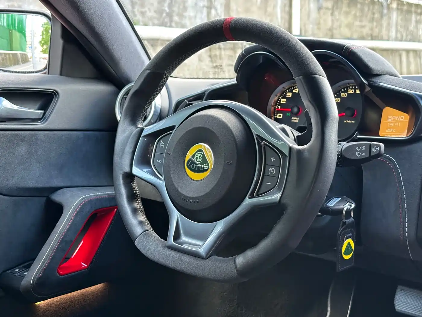 LOTUS SPORTS CAR EVORA