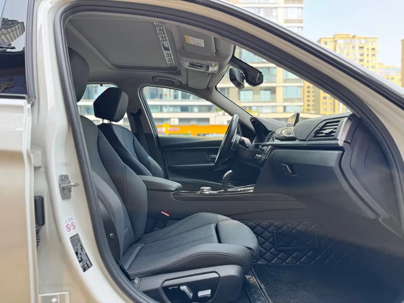 BMW 3 Series 2019 320Li M Luxury Package фото 15