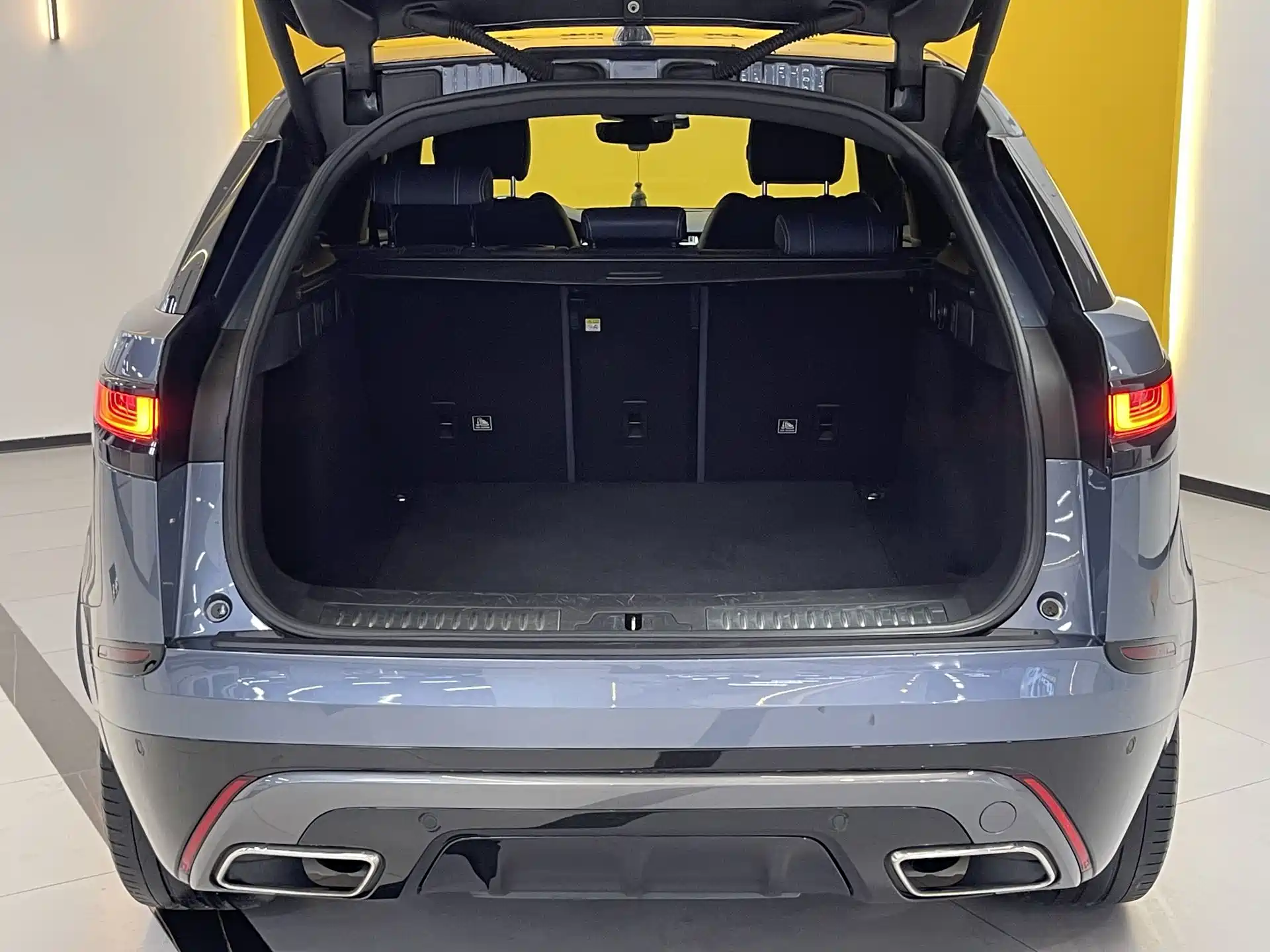 Фото 20 - Land Rover Range Rover Velar