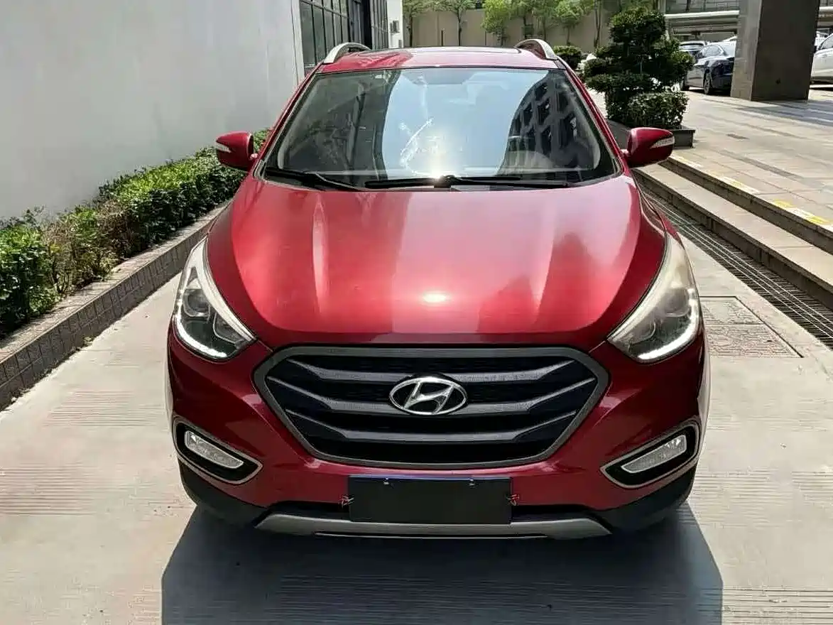Hyundai Beijing Hyundai ix35 2013 2.0L Auto 2WD Smart GLS China IV фото 2