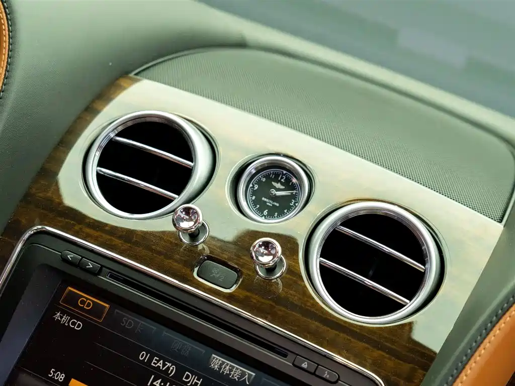 Bentley Flying Spur 2017 4.0T V8 Standard Edition фото 18