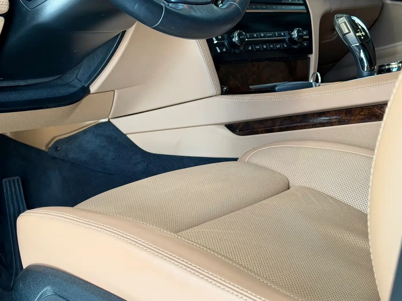 BMW 7 Series 2013 Model 760Li фото 12
