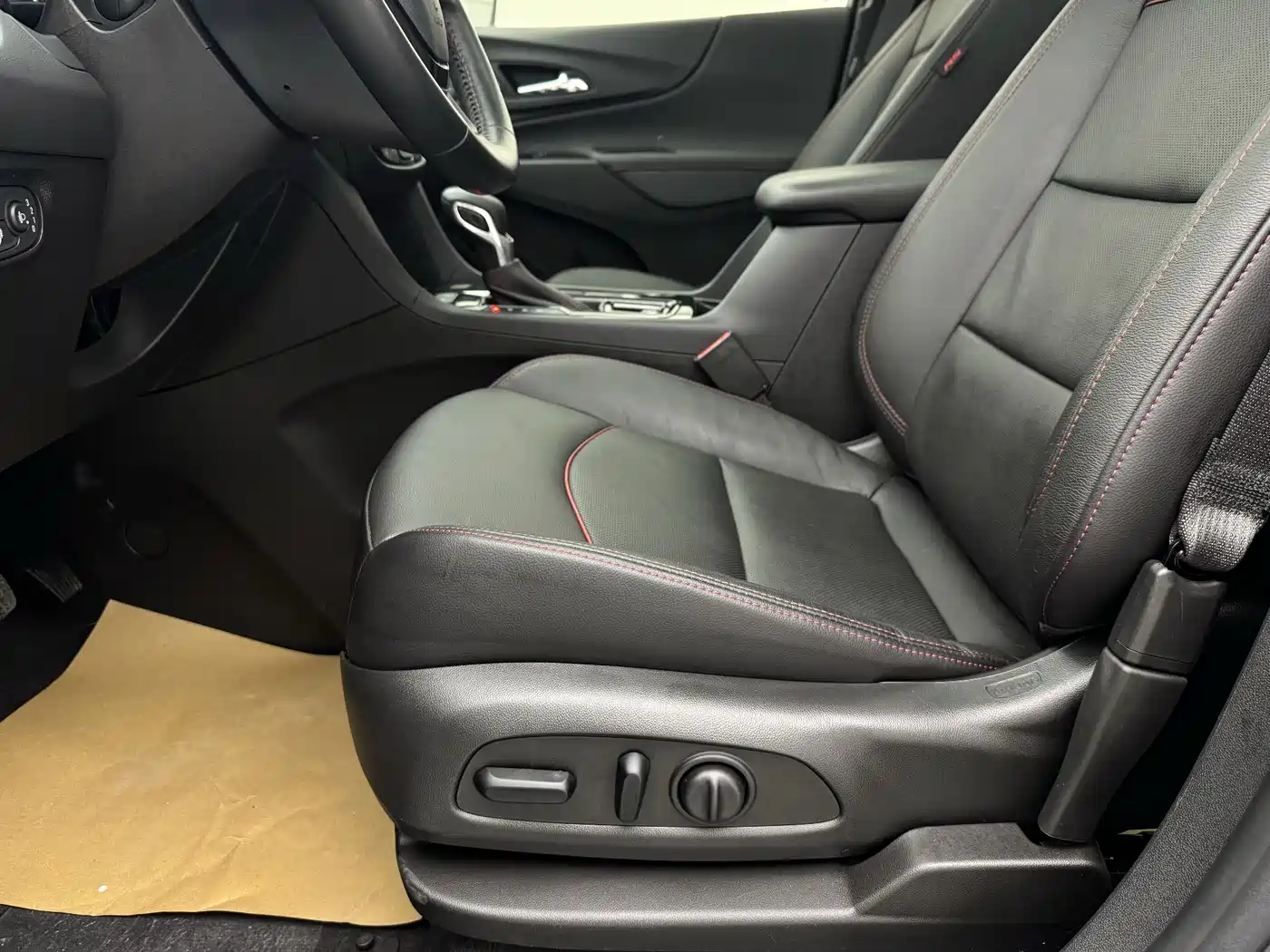 Chevrolet Equinox 2021 550T RS 4WD Intelligent Defender Edition фото 23