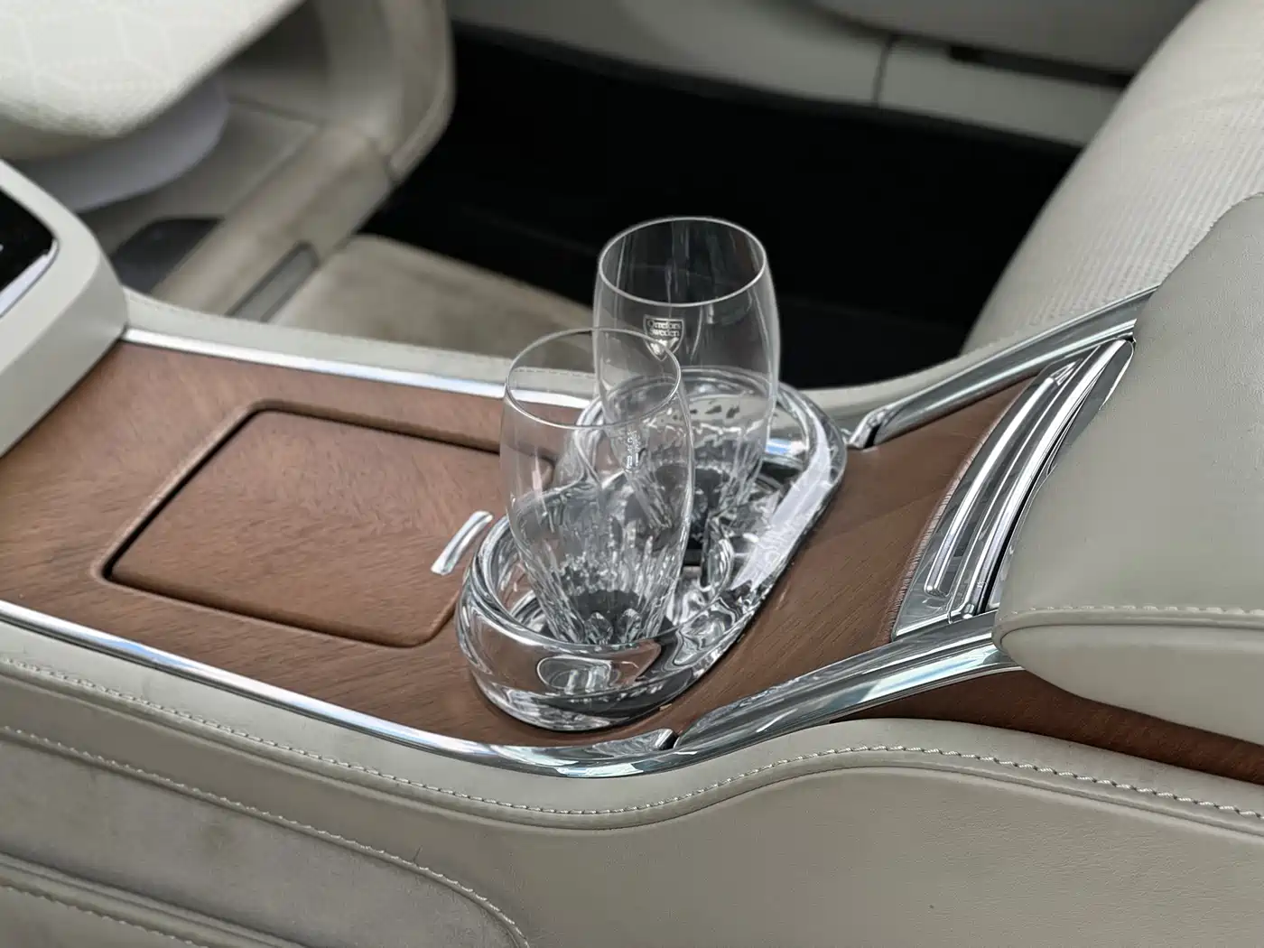 VOLVO S90 PLUG IN HYBRID