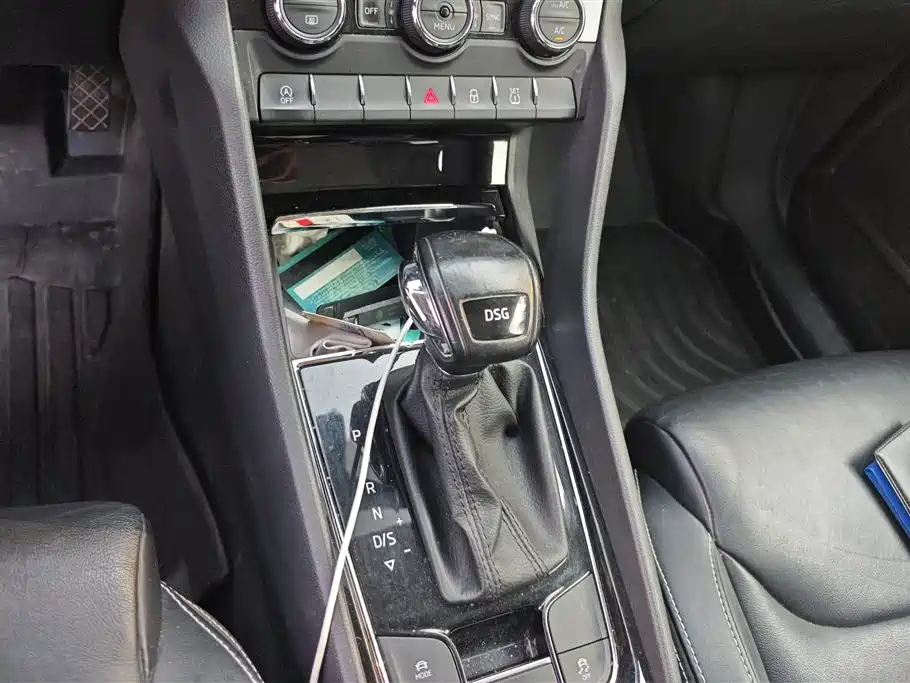 Škoda Kodiaq 2018 Facelift TSI330 5-seat 2WD Premium Luxury Edition фото 16
