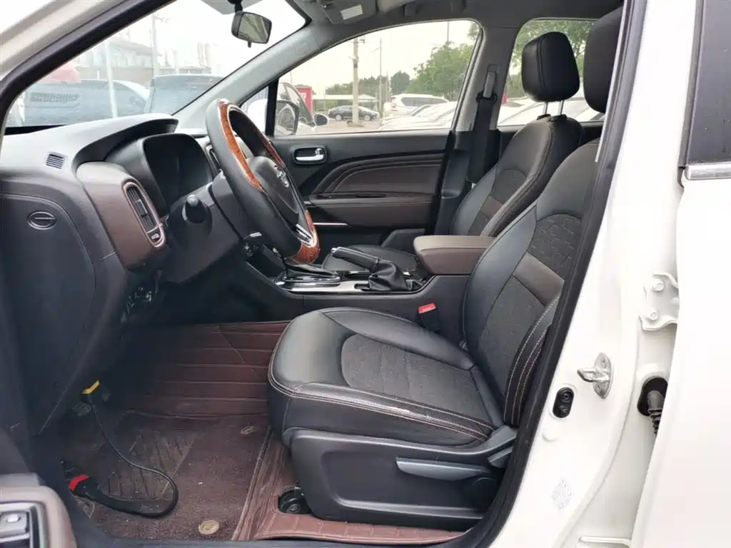 GAC Trumpchi Trumpchi GS3 2017 150N Automatic Elite фото 15