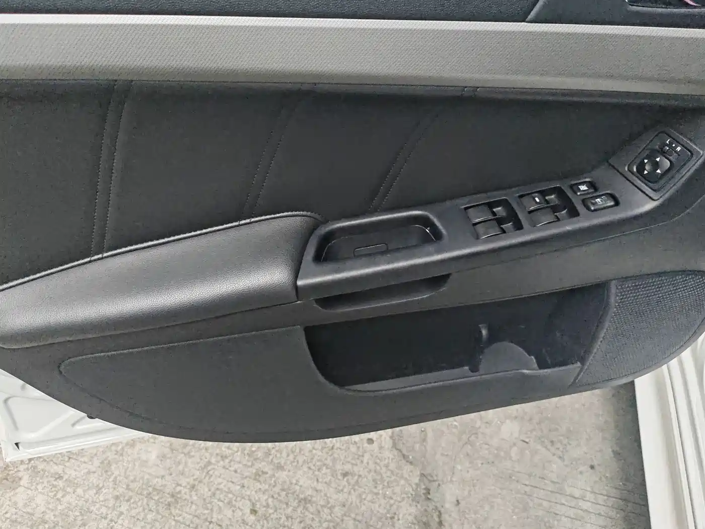 Mitsubishi Lancer EX 2015 1.8L CVT Fashion Edition China V фото 15