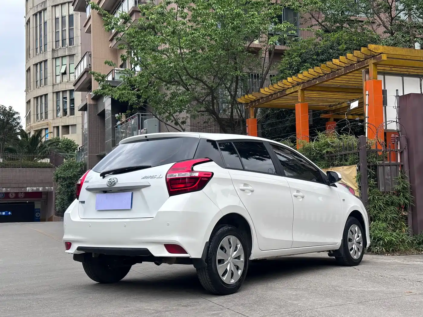 Toyota YARiS L Zhi Xuan 2019 1.5E CVT MeiDong Edition China VI фото 17