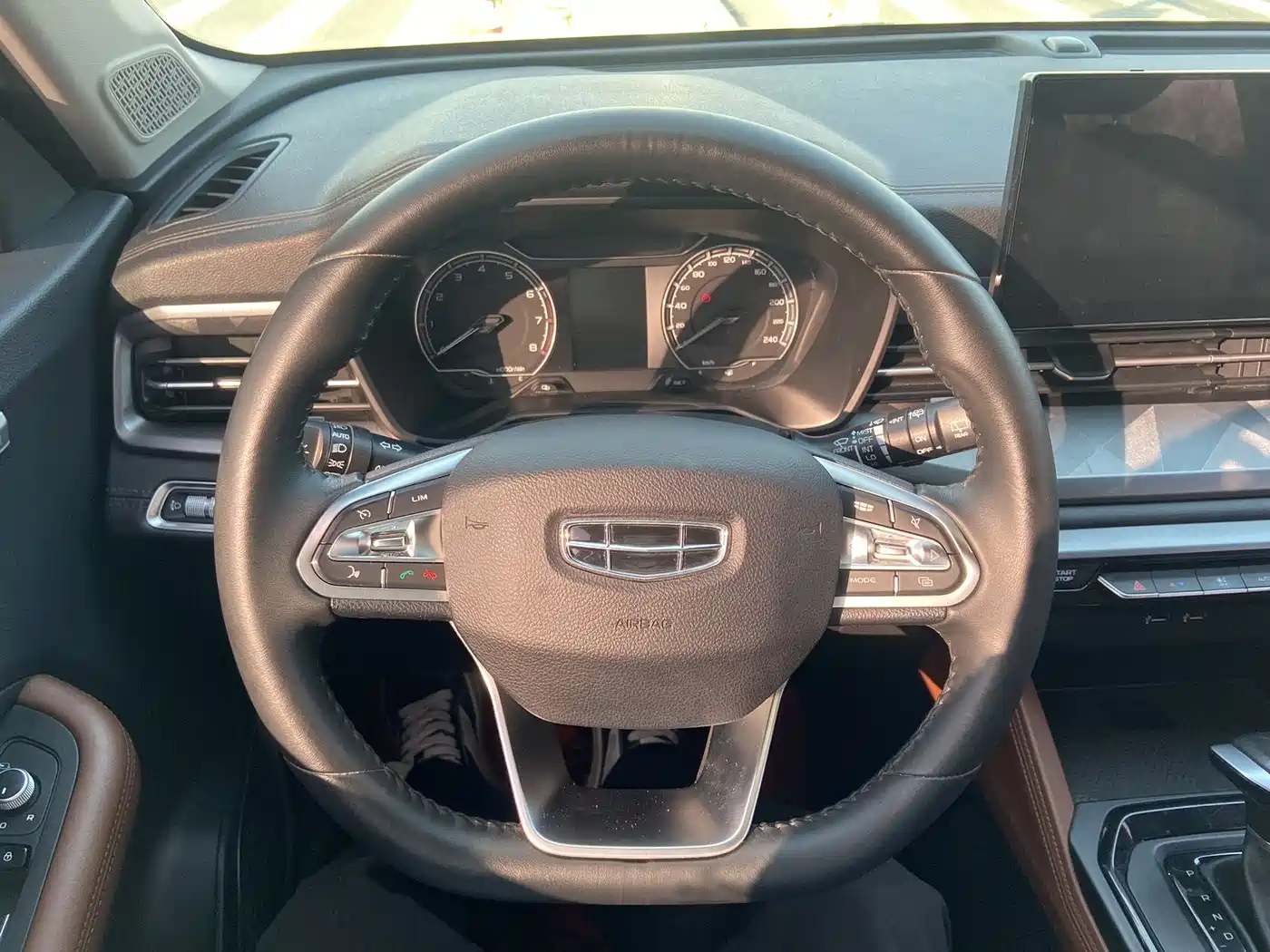 GEELY AUTOMOBILE VISION X6