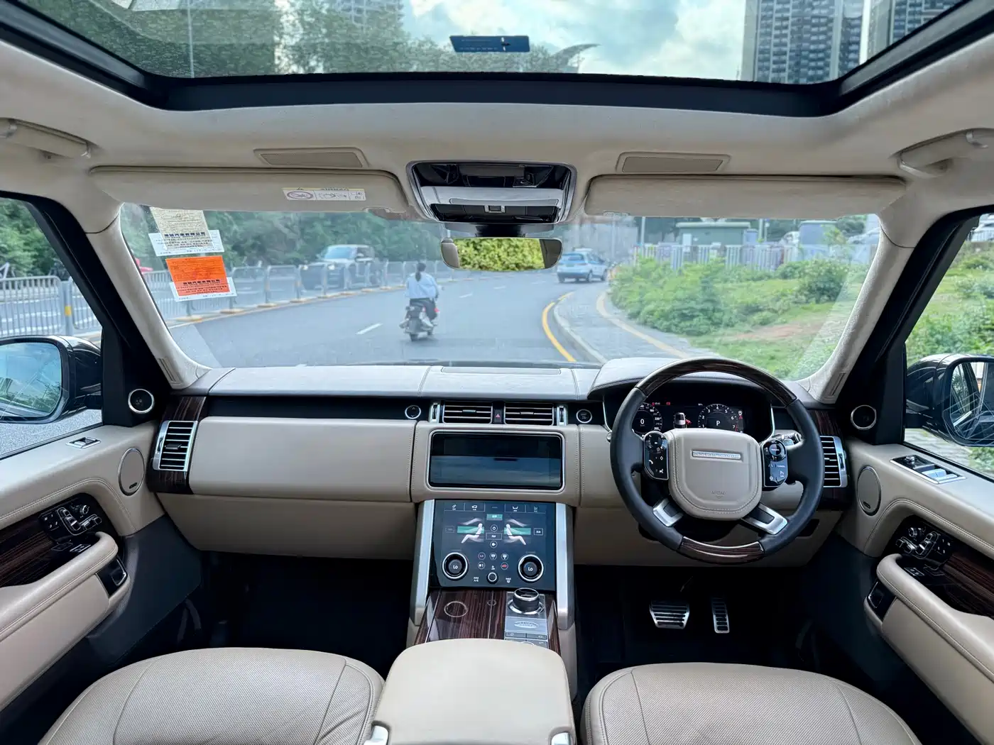 Land Rover Range Rover 2019 5.0 SC V8 Prestige Genesis Extended Edition фото 9