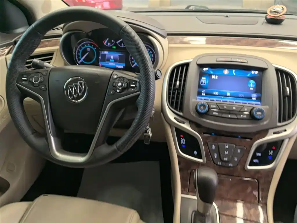 Buick LaCrosse 2013 2.4L SIDI Leading Comfort фото 10