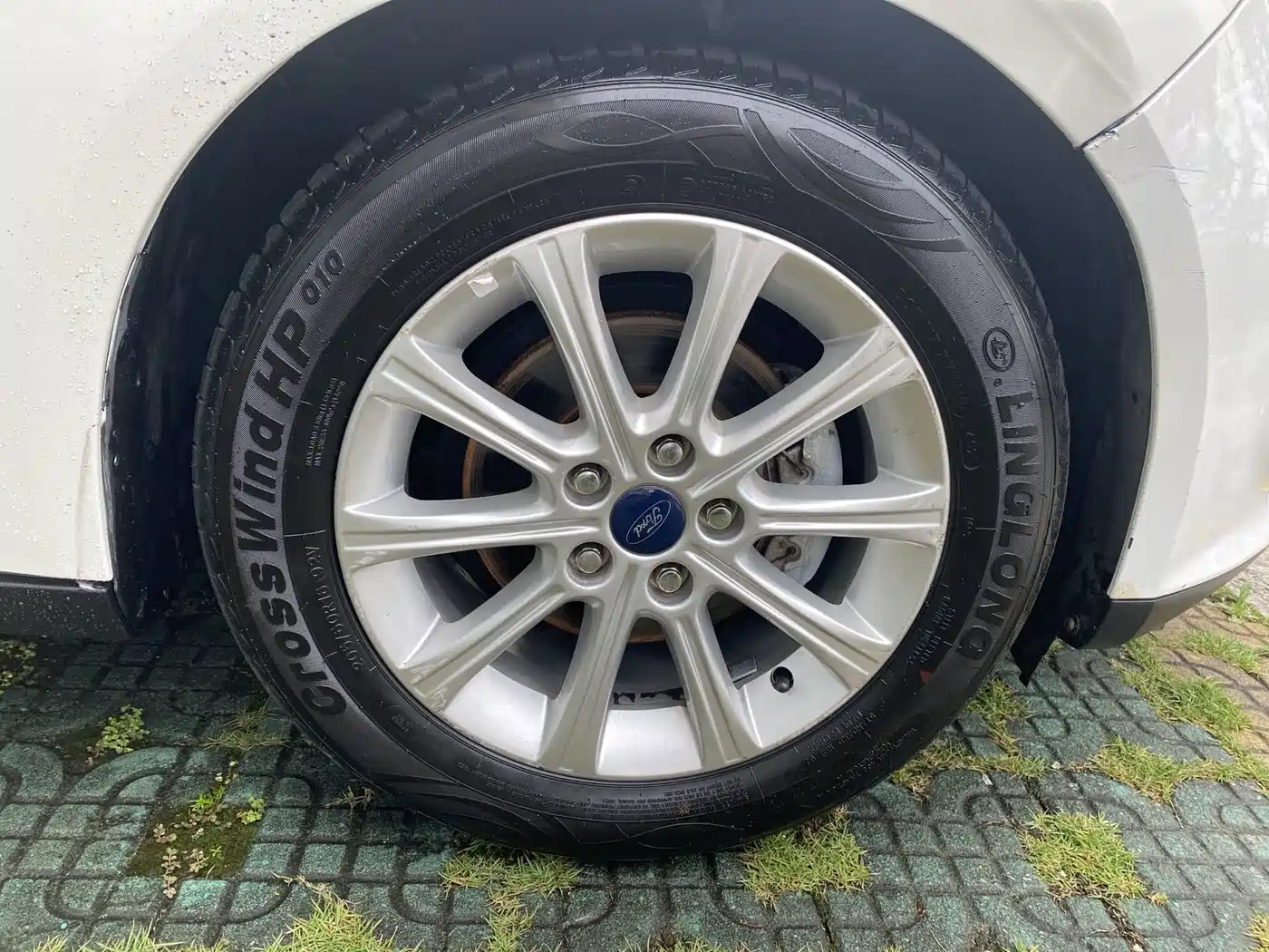 Photo 12 - Ford Focus