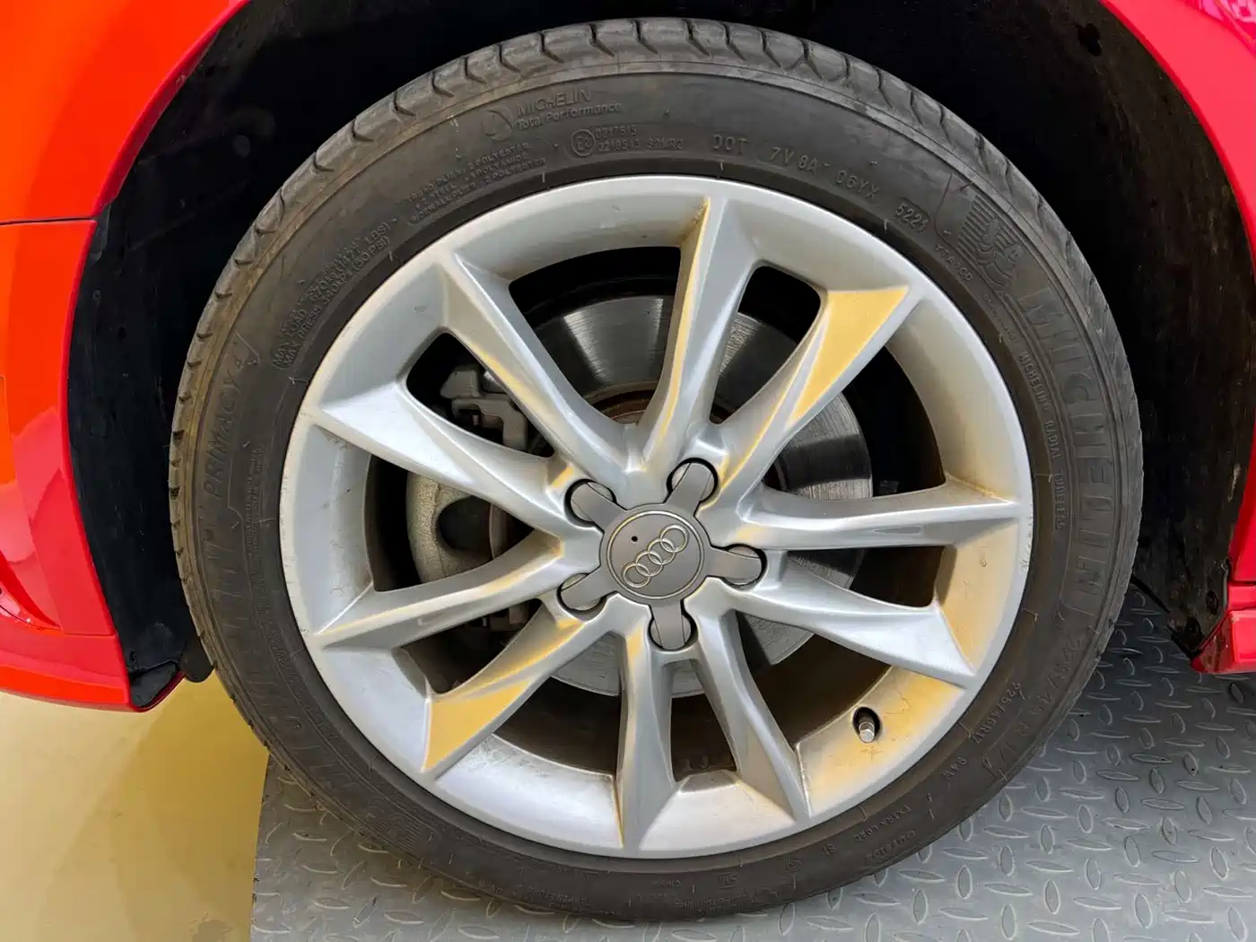 Audi A3 (Import) 2014 2014 Sportback 40 TFSI S line Comfort