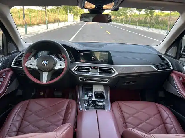 BMW X5 2022 xDrive 30Li Premium M Sport Package фото 6