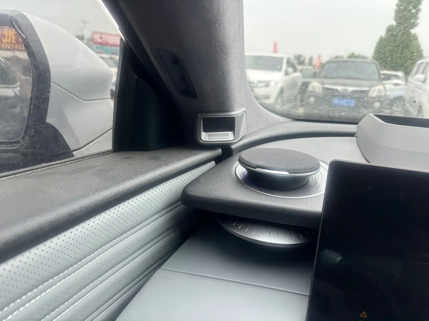 Geely Galaxy Galaxy E8 2024 665km RWD Starship Voyager Edition фото 12