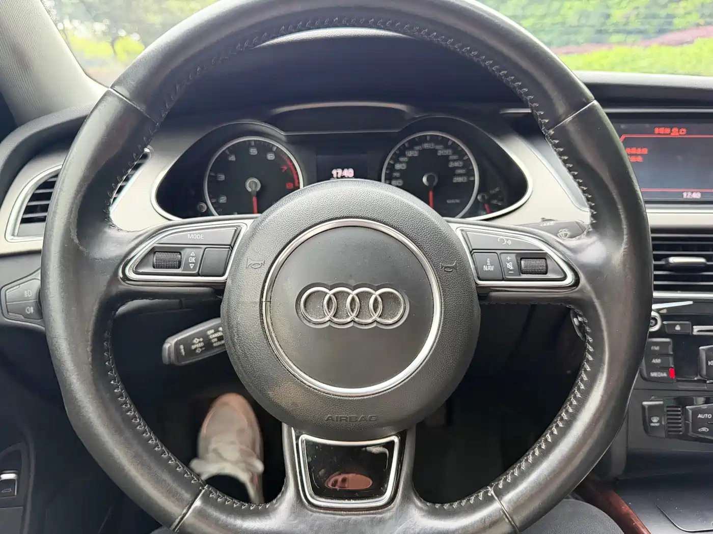 Audi A4L 2013 35 TFSI Automatic Comfort фото 17