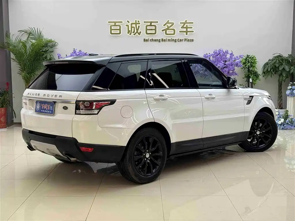 Land Rover Range Rover Sport 2016 Model 2.0 GTDi HSE фото 6