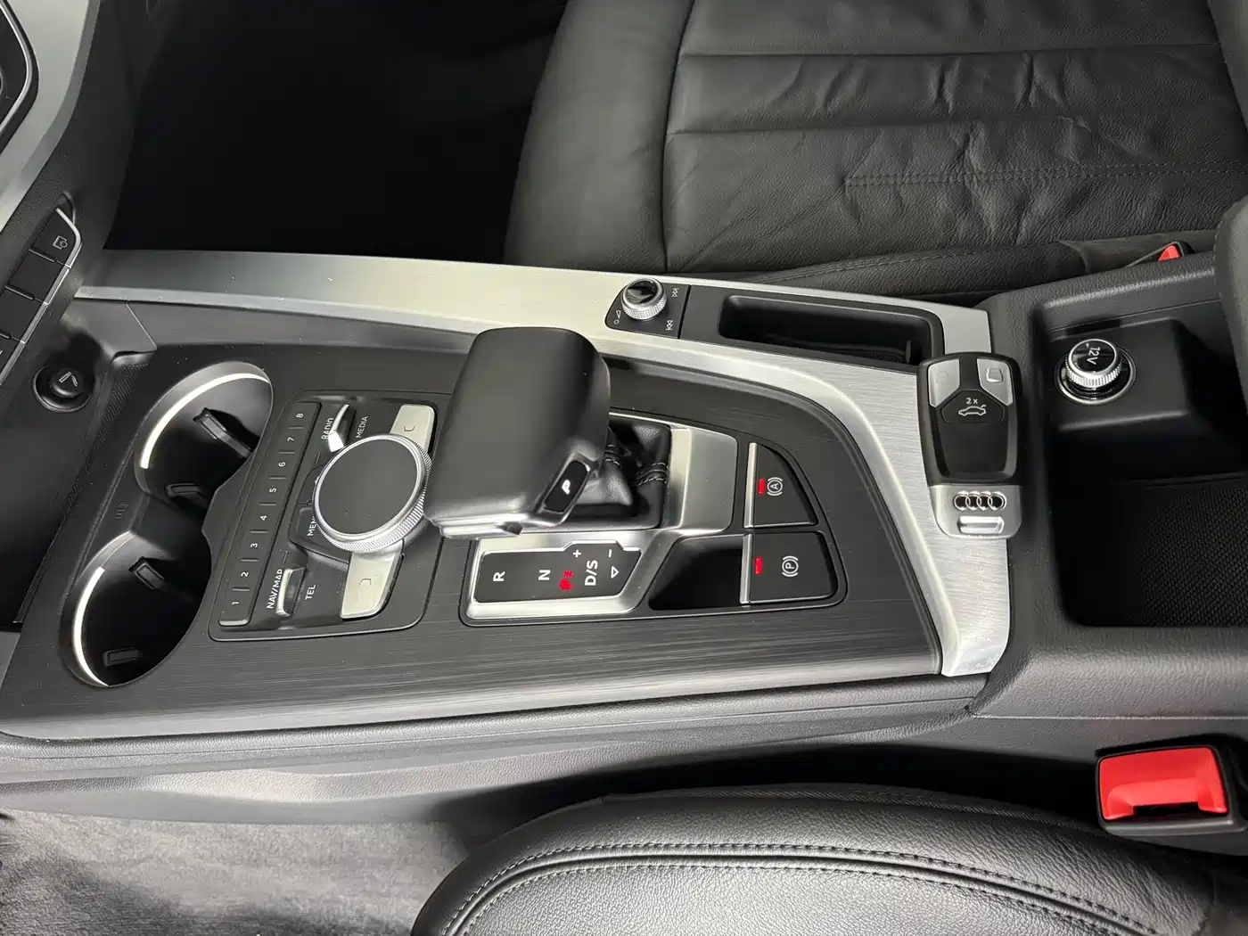 Audi A4L 2019 40 TFSI Fashion (China VI) фото 10