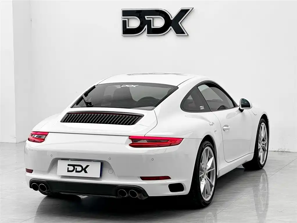 Porsche 911 2016 Carrera 3.0T фото 5