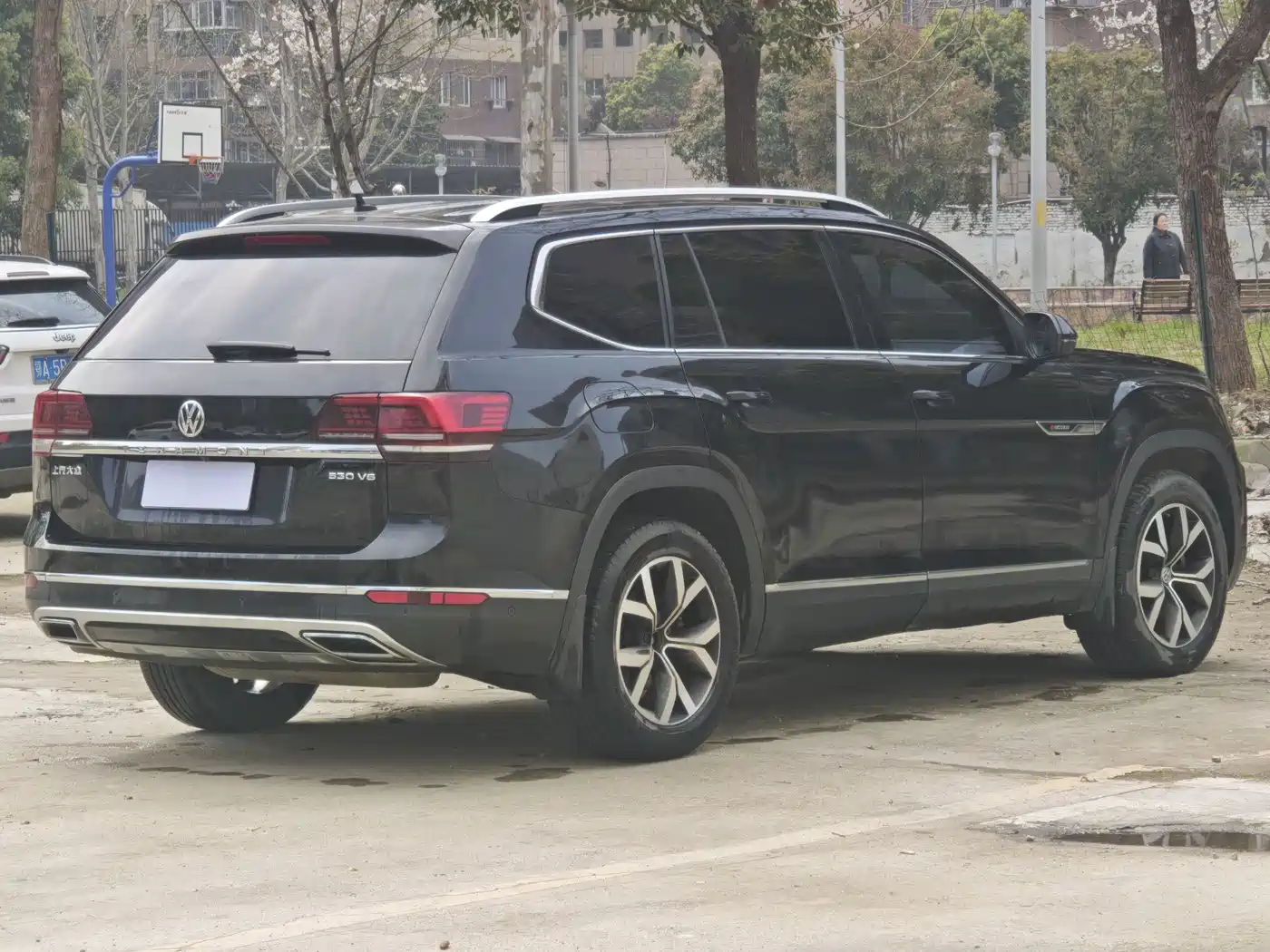 Volkswagen Teramont 2017 530 V6 4WD Luxury Edition фото 5