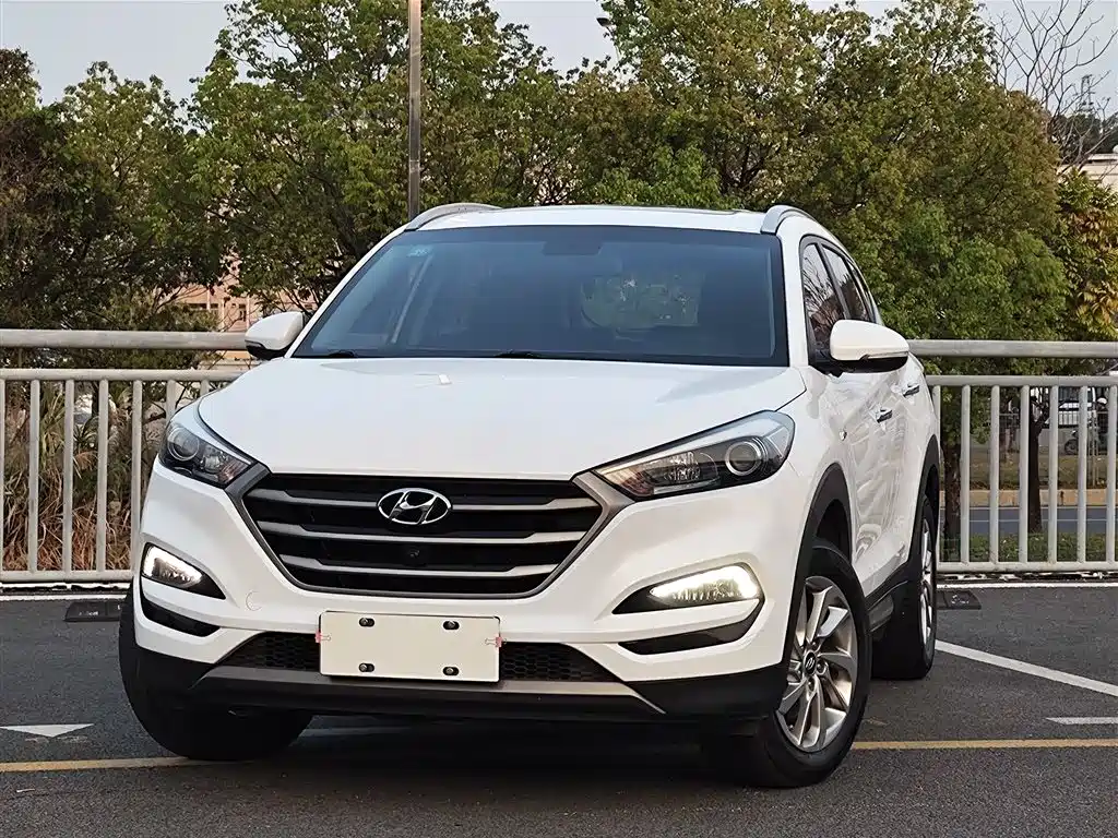 Hyundai Tucson 2015 1.6T Dual Clutch 2WD Smart фото 23