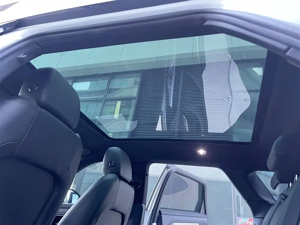 Land Rover Range Rover Evoque 2020 249PS R-DYNAMIC S First Edition Sport фото 31