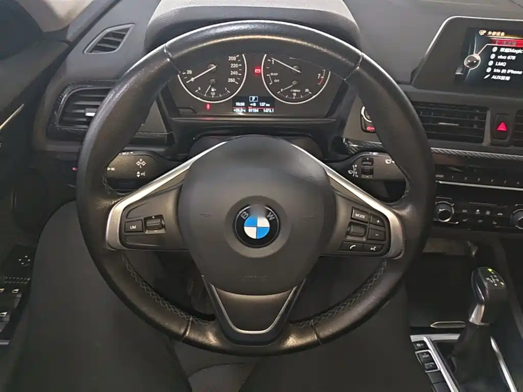 BMW 1 Series 2017 118i Fashion фото 11