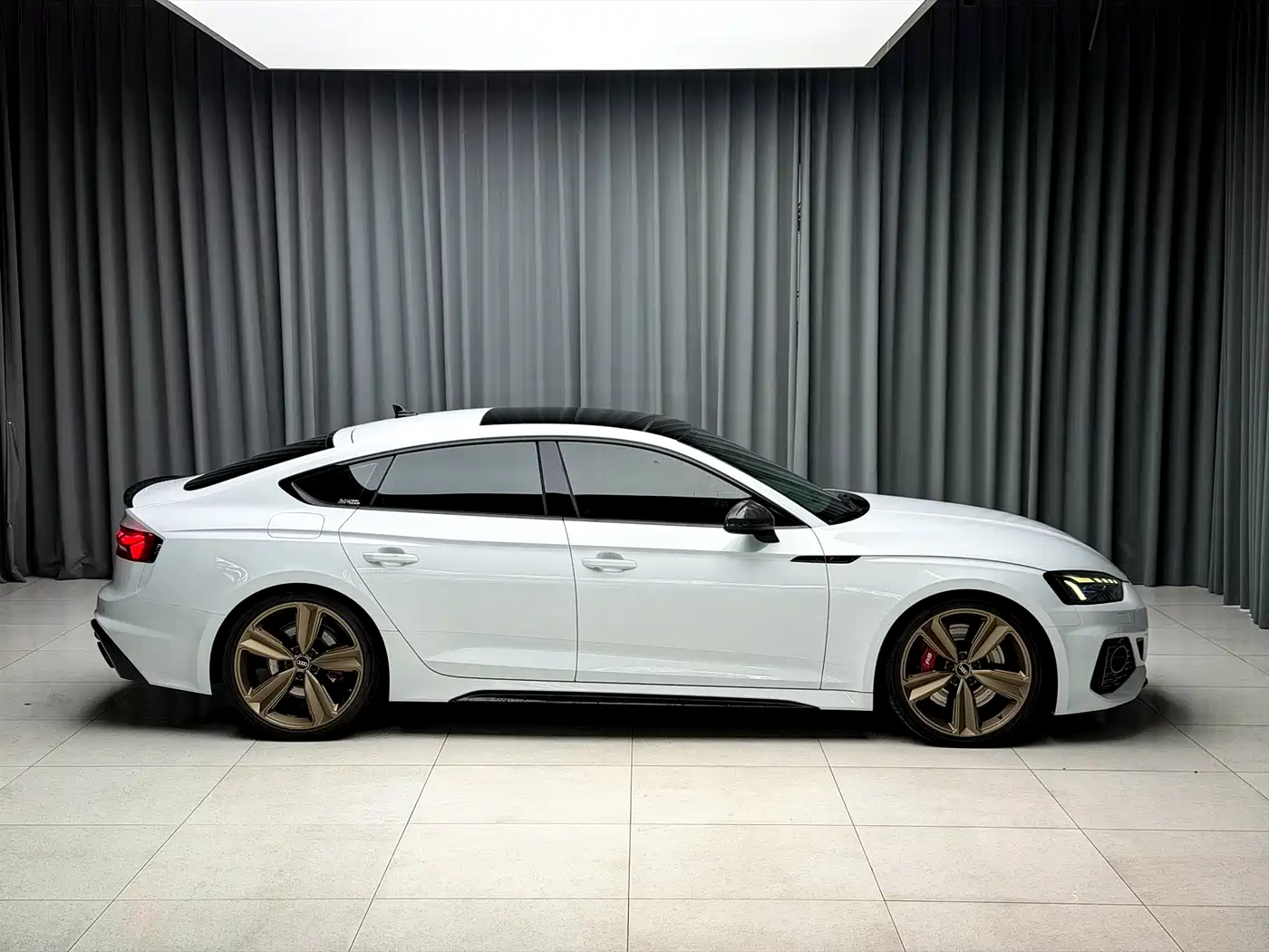 Photo 7 - Audi RS 5