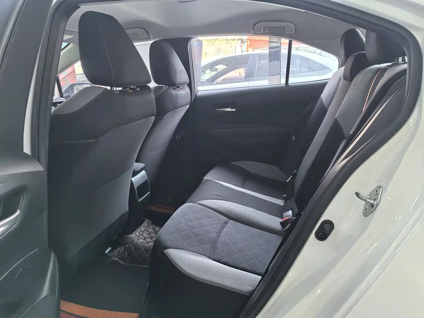 Toyota Corolla 2023 1.2T Pioneer Edition фото 9