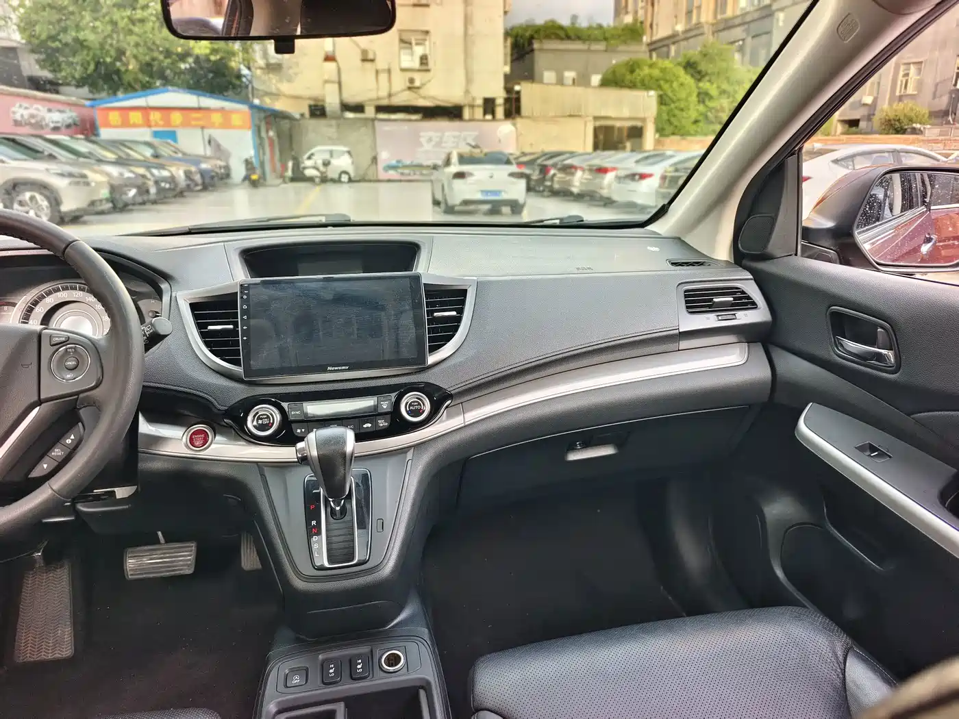 Фото 8 - Honda CR-V