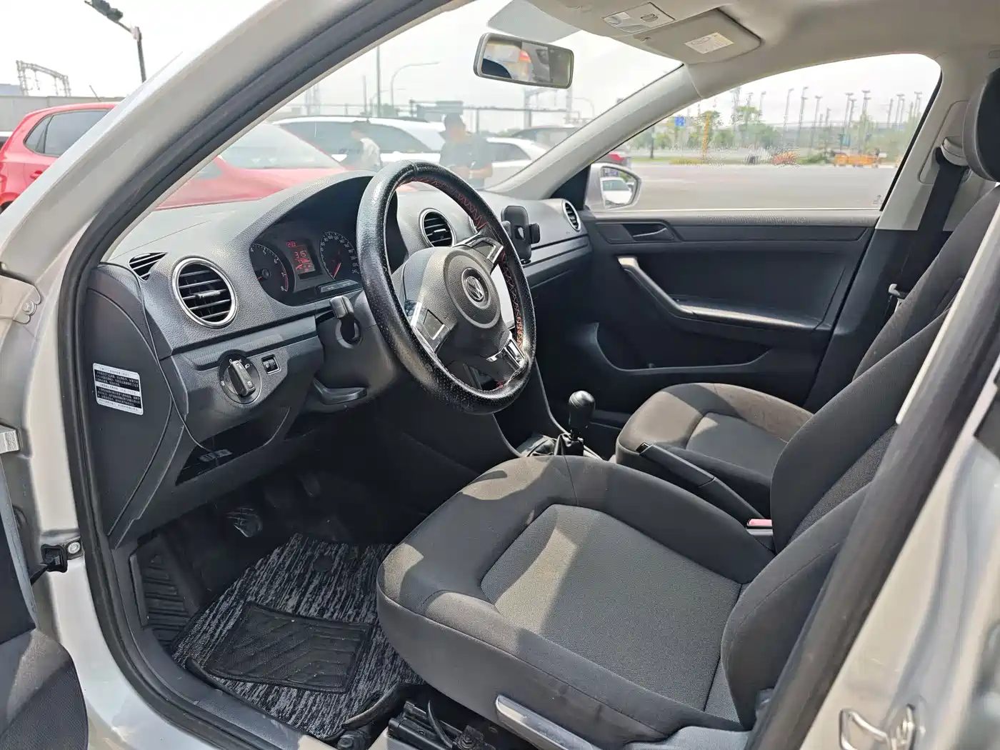 Volkswagen Jetta 2015 Value Edition 1.6L Manual Fashion фото 7
