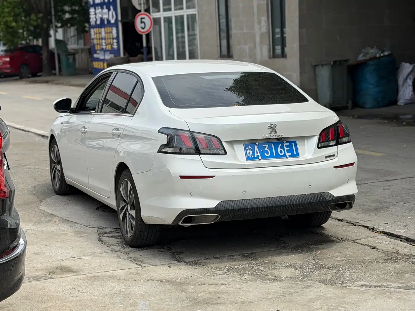 Peugeot 408 2020 360THP 10th Anniversary Premium Edition фото 7