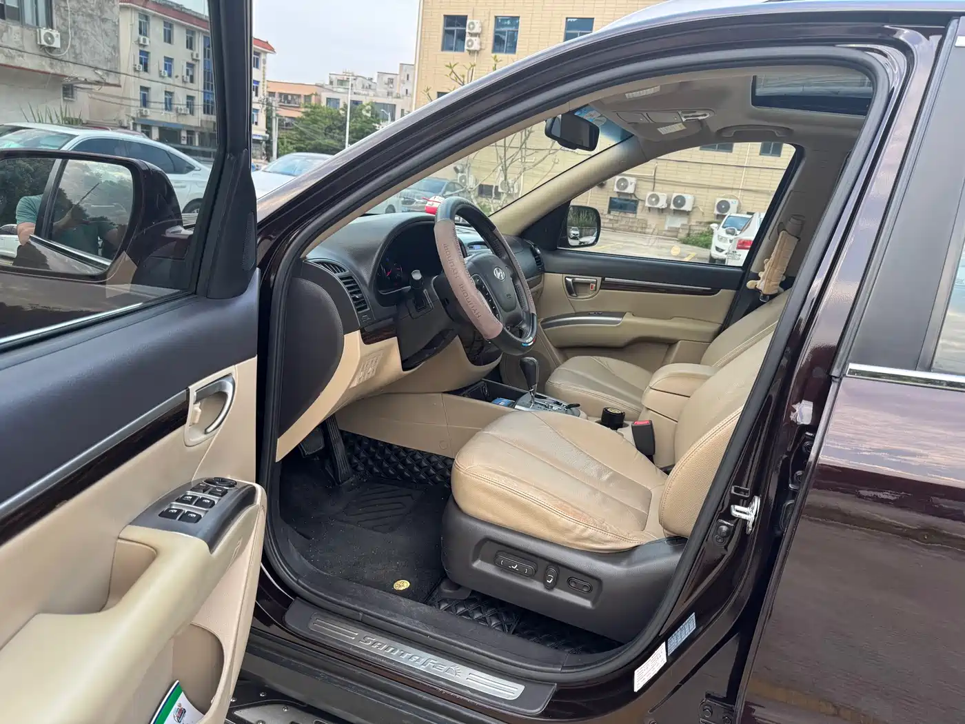 Hyundai Santa Fe Classic 2010 2.4 Luxury 7-Seater AWD фото 8
