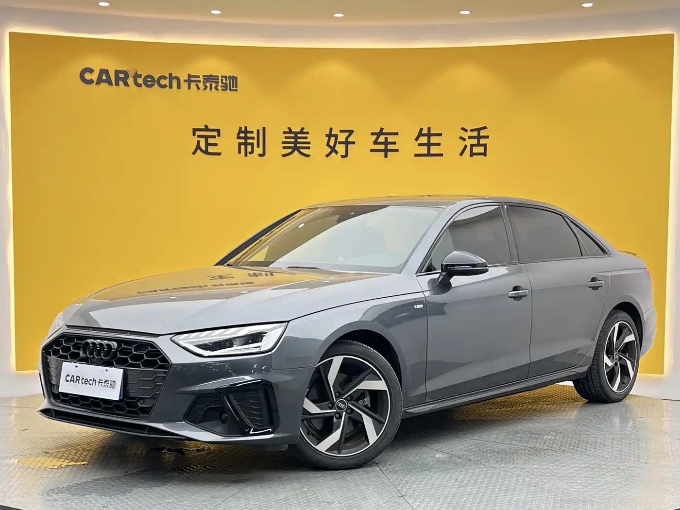 Фото 1 - Audi A4L