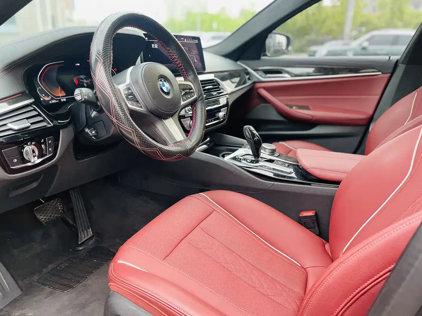 BMW 5 Series 2021 525Li M Sport Package фото 4